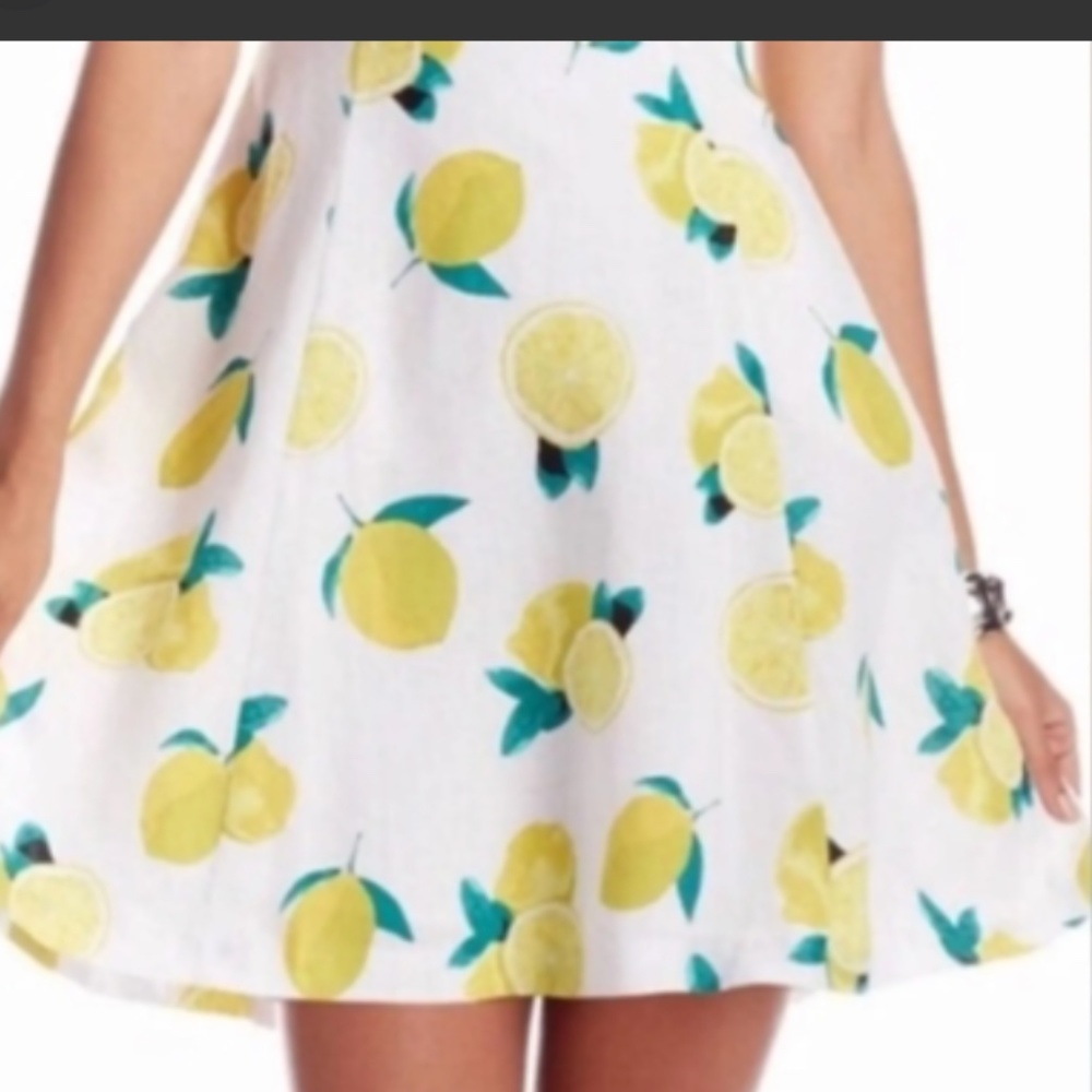 Cynthia by Cynthia Rowley lemon drop skirt. Worn 2x